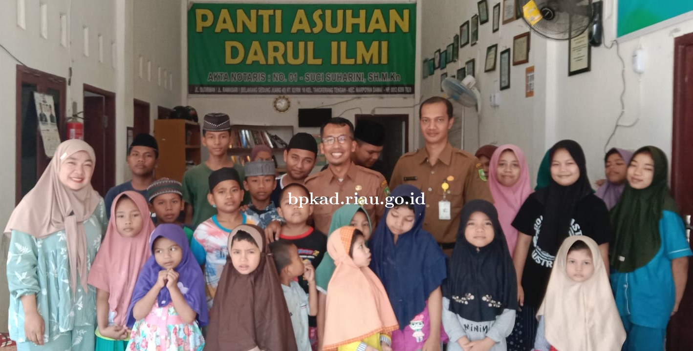 Jemput Kemenangan yang Fitri Masjid Al-Karomah BPKAD Riau Santuni Anak Yatim